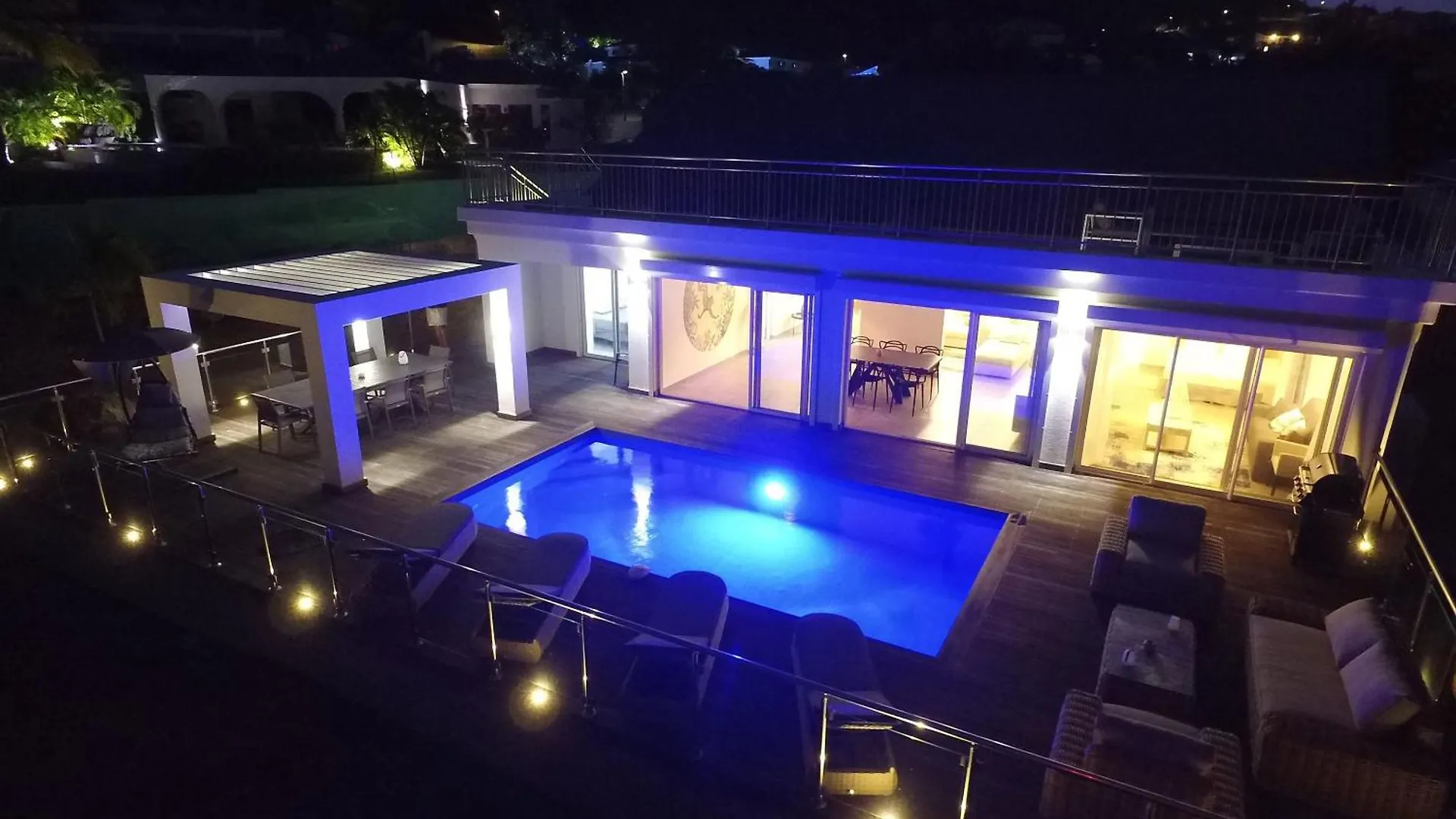 Villa Lalabay クルドサック